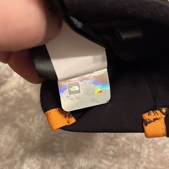 Brand New The North Face Denali ETip Touchscreen Gloves Zippered Black Plaid - Picture 12 of 13